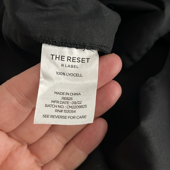 The Reset R Label Slouchy Trouser Pleated Lyocell Black Women's Size XLarge - Picture 6 of 7